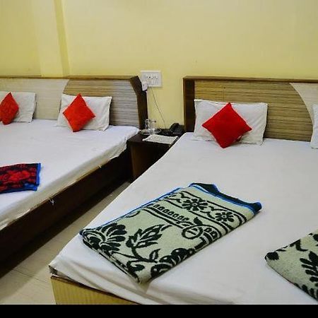 Hotel Bholenath Ujjain Eksteriør bilde